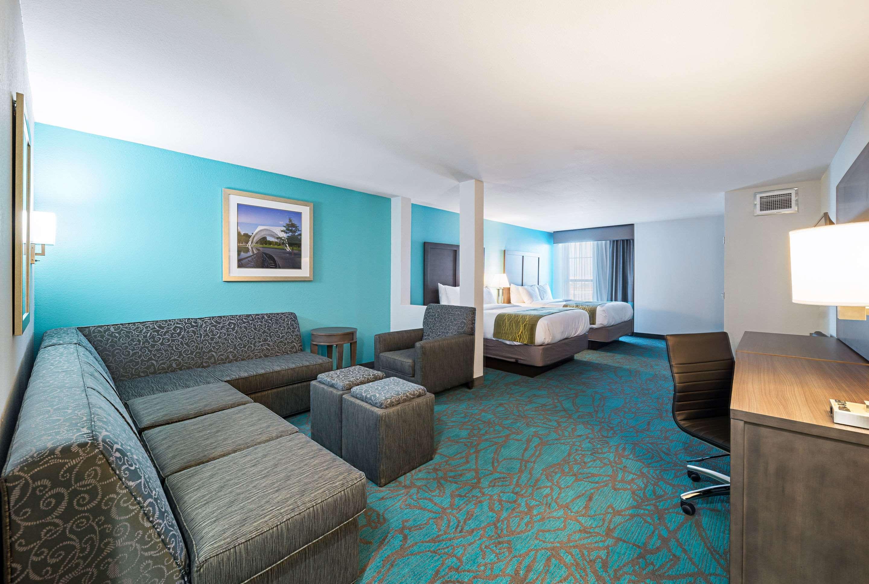 Comfort Inn & Suites Oklahoma City Near Bricktown Extérieur photo