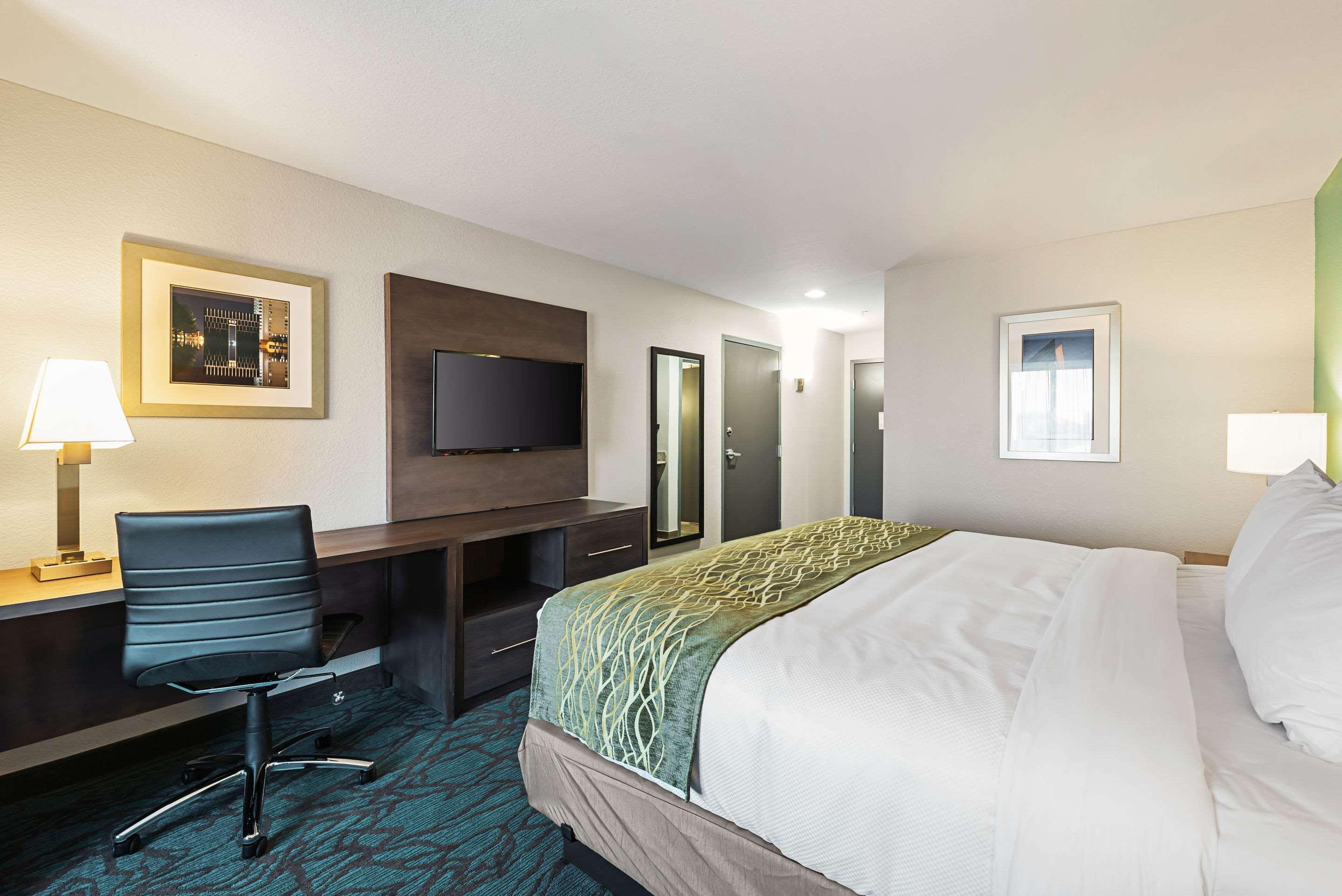 Comfort Inn & Suites Oklahoma City Near Bricktown Extérieur photo