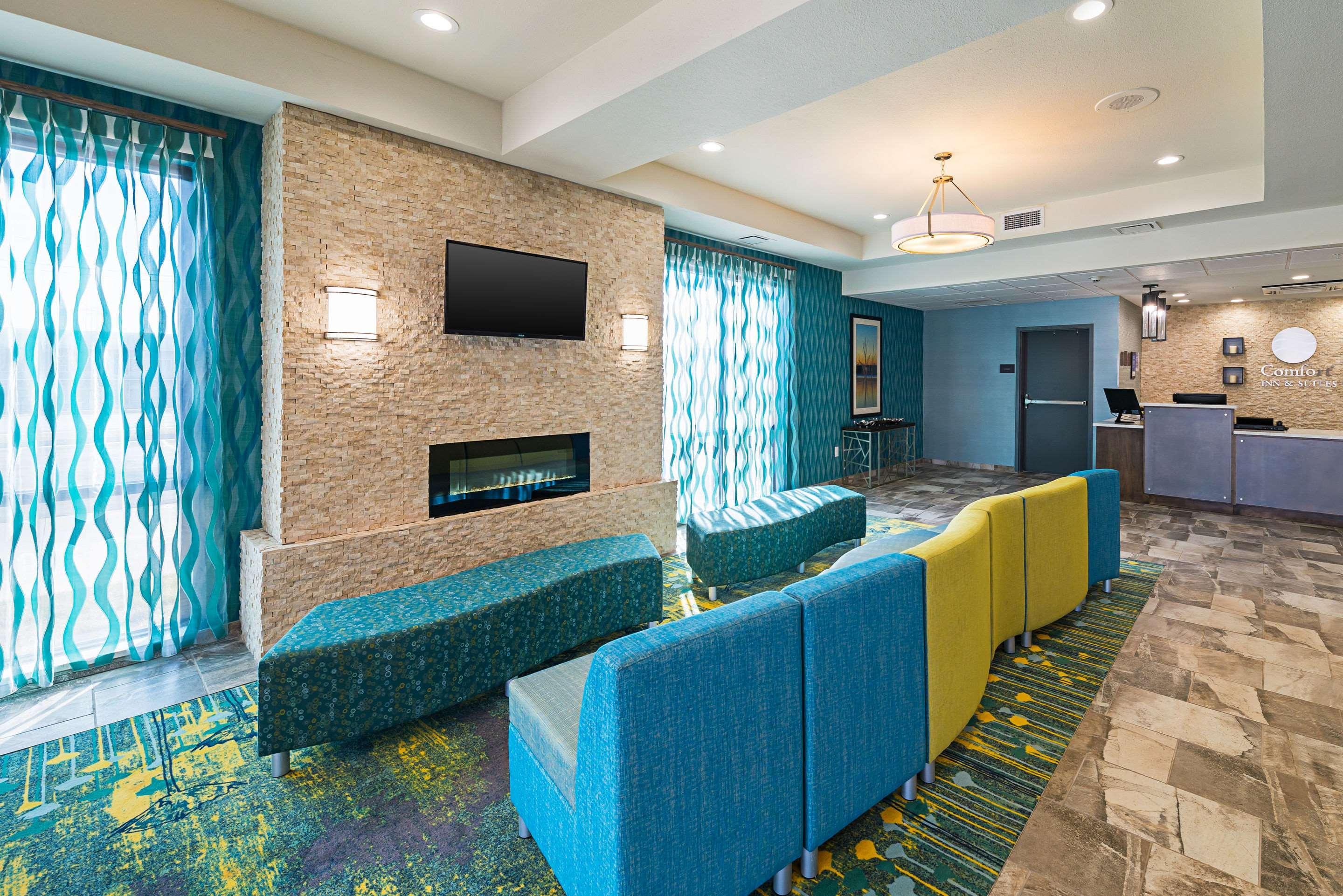 Comfort Inn & Suites Oklahoma City Near Bricktown Extérieur photo