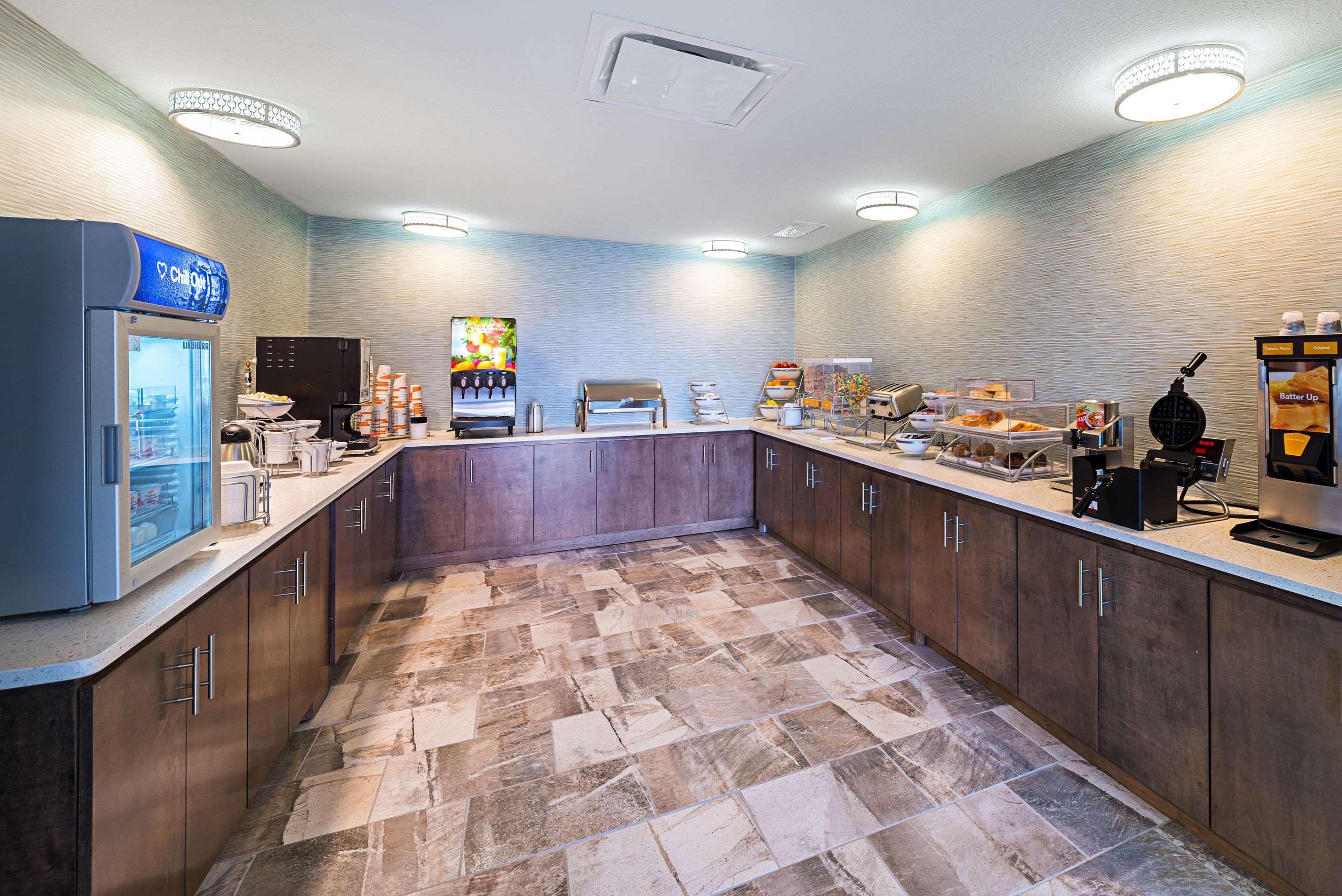 Comfort Inn & Suites Oklahoma City Near Bricktown Extérieur photo