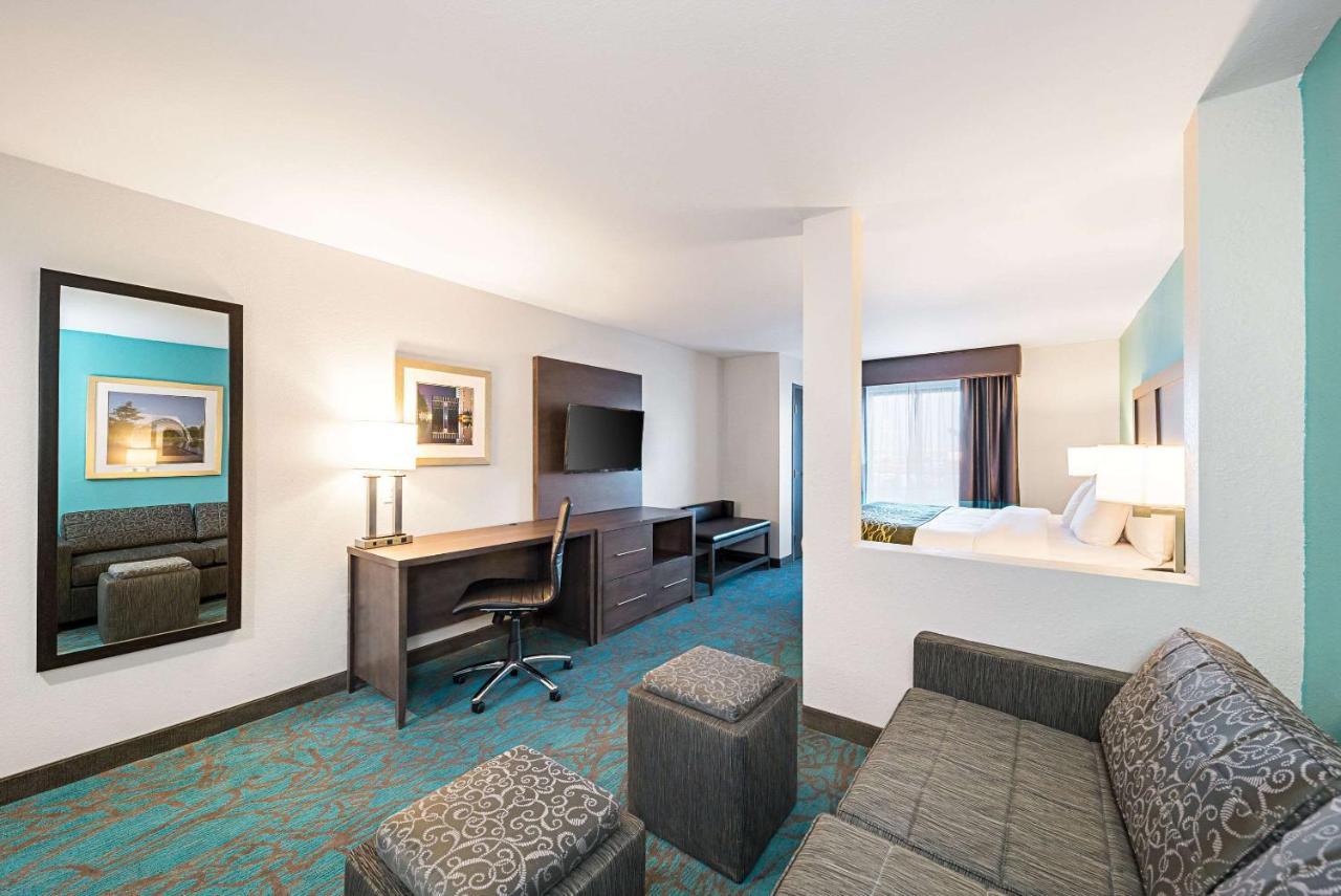 Comfort Inn & Suites Oklahoma City Near Bricktown Extérieur photo
